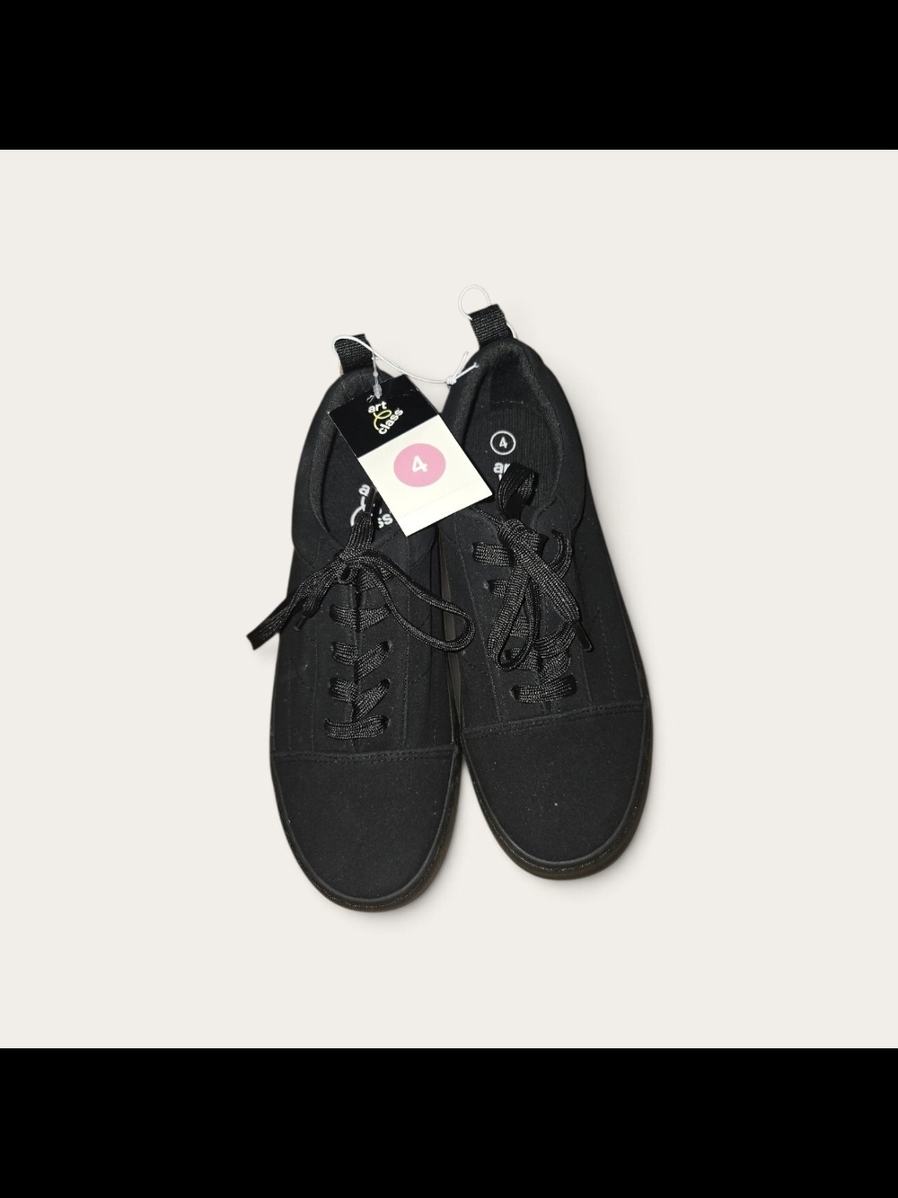 art class Black Kids Canvas Lace-Up Sneakers Nwt Size 4